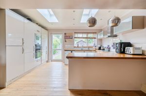 Photo 21- click for photo gallery